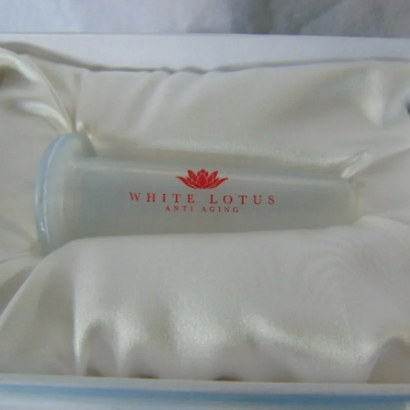 5/$25 
White Lotus Anti-Aging Cup for Face,  Size S, Instructions Included, NWT - Picture 3 of 3
